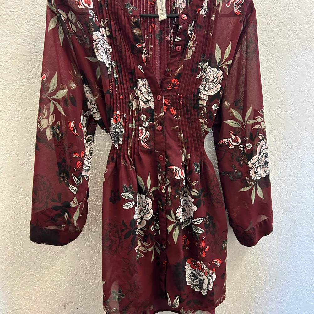 American Rag Floral Burgundy Blouse